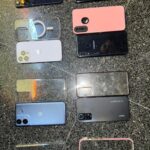 a uno le encontraron nueve teléfonos