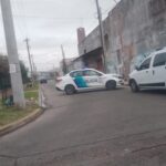 Motochorros intentaron robarle a un policía en La Matanza: un ladrón muerto